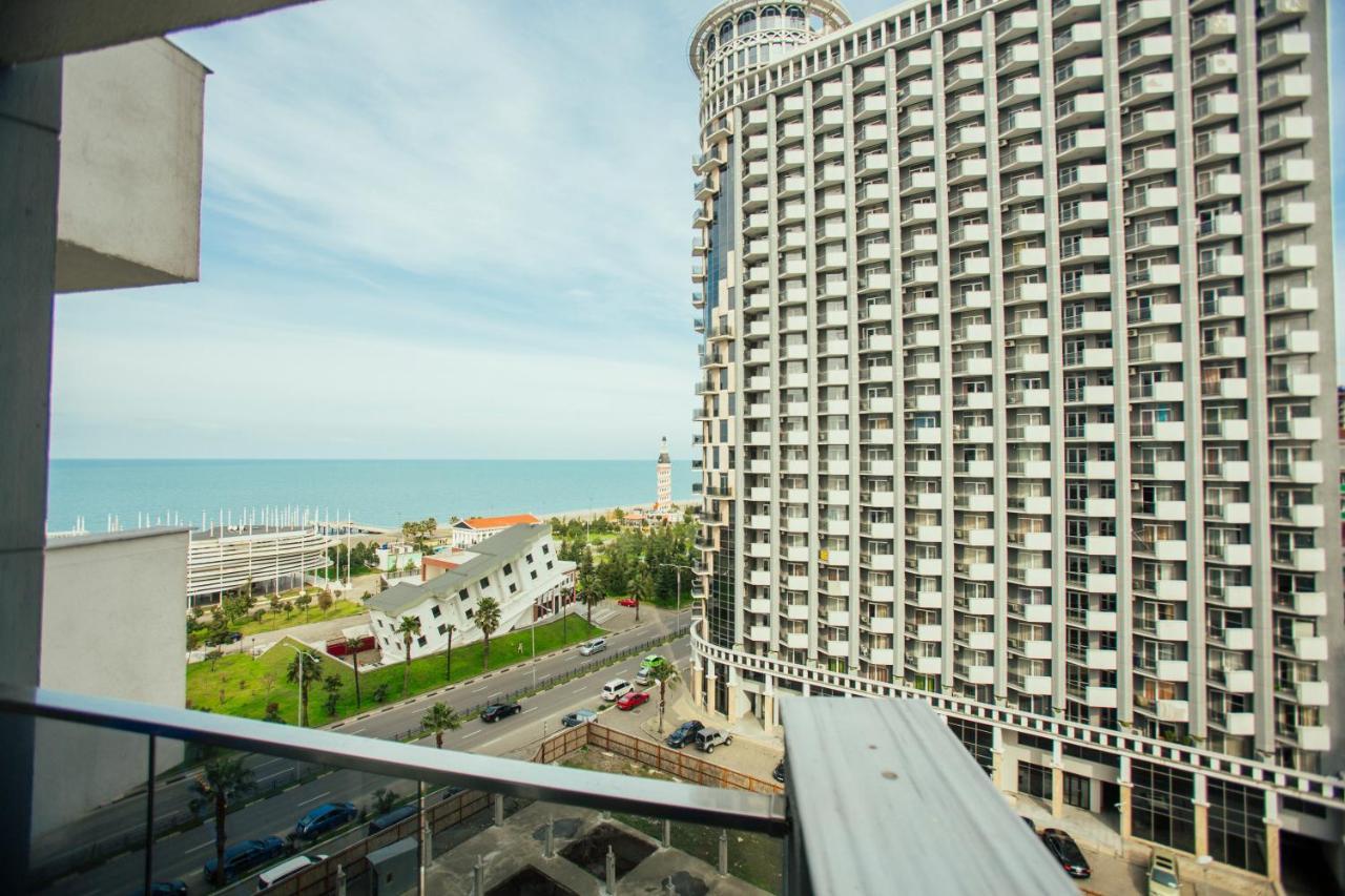 Royal Apartments Batumi Exterior foto