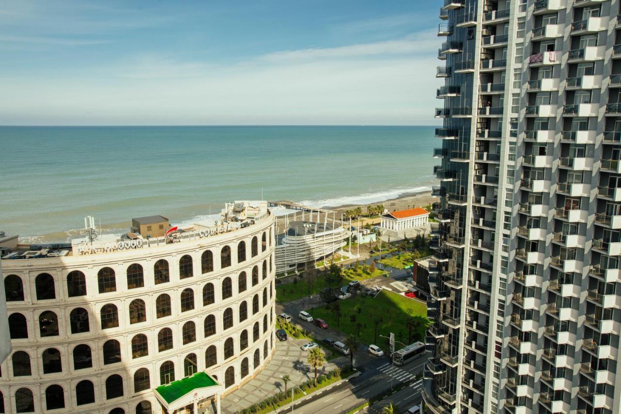 Royal Apartments Batumi Exterior foto