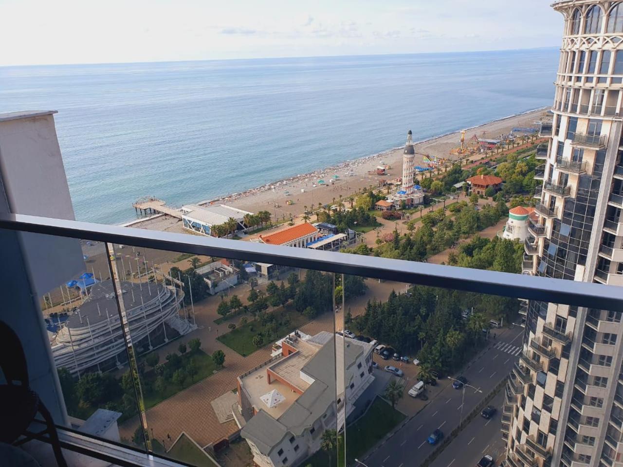 Royal Apartments Batumi Exterior foto